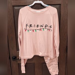 Friends Pink Pajamas Set